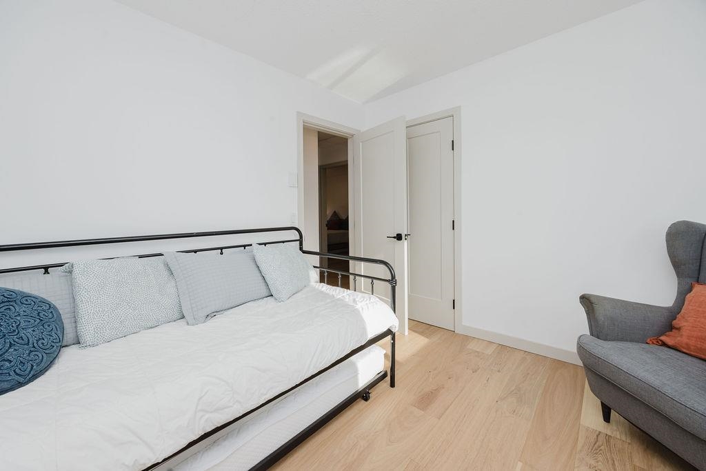 Guest Bathroom Photo of 723 Tricklebrook Way, Gibsons, BC