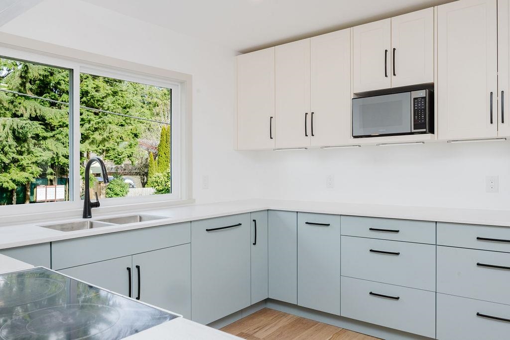 Primary Bedroom Photo of 723 Tricklebrook Way, Gibsons, BC