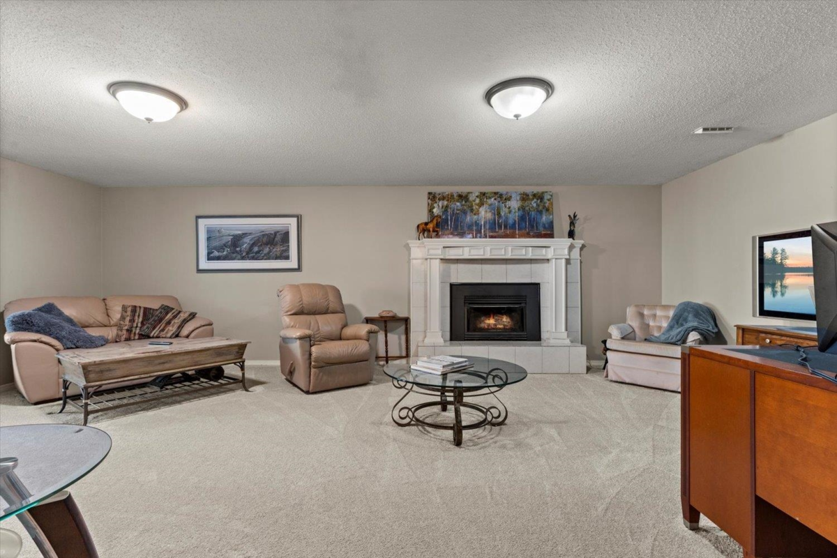 Outdoor Deck Photo of 45431 Wells Road, Chilliwack, BC