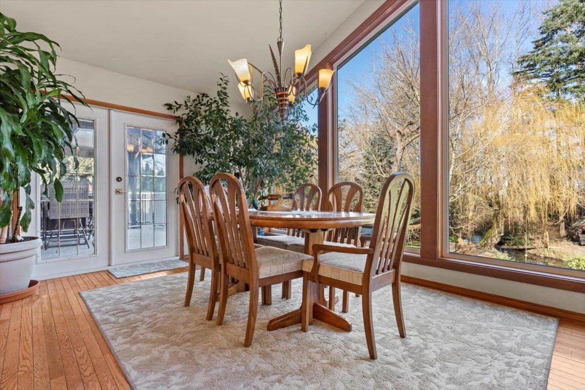 Powder Room Photo of 45431 Wells Road, Chilliwack, BC