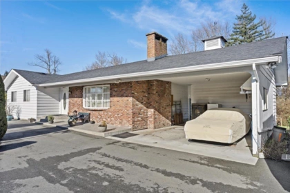 45431 Wells Road, Chilliwack, BC, Chilliwack — Single Family Residence for sale