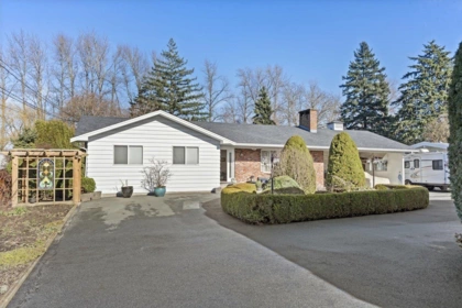 45431 Wells Road, Chilliwack, BC, Chilliwack — Single Family Residence for sale