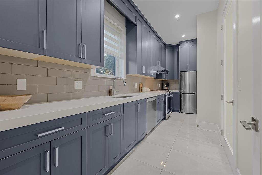 Kitchen Island Photo of 1412 E 63rd Avenue, Vancouver, BC