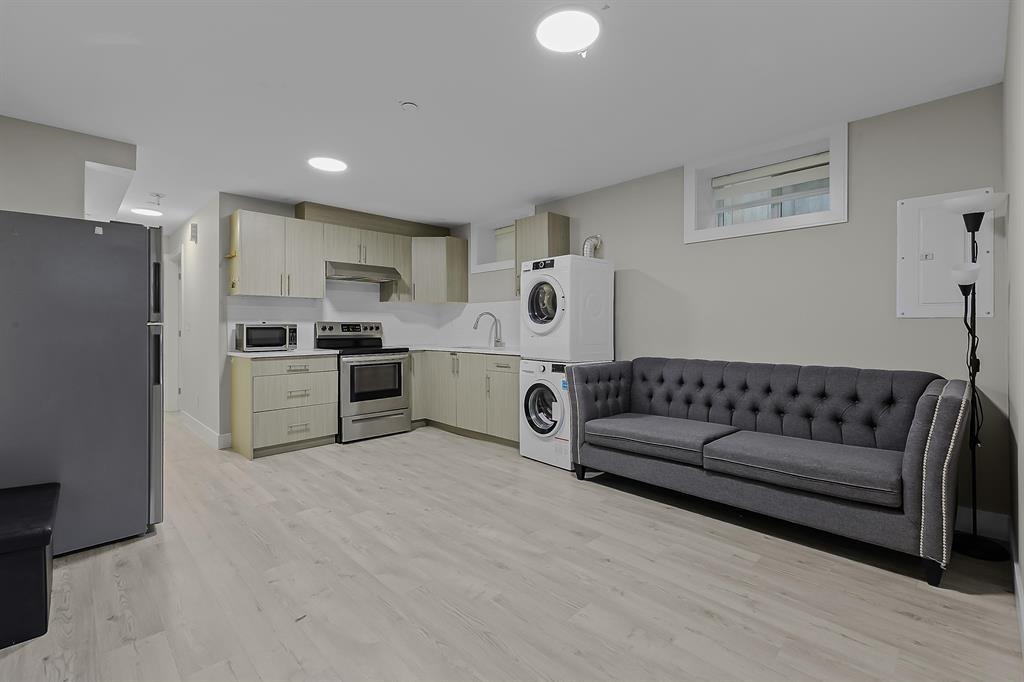 Staircase Photo of 1412 E 63rd Avenue, Vancouver, BC