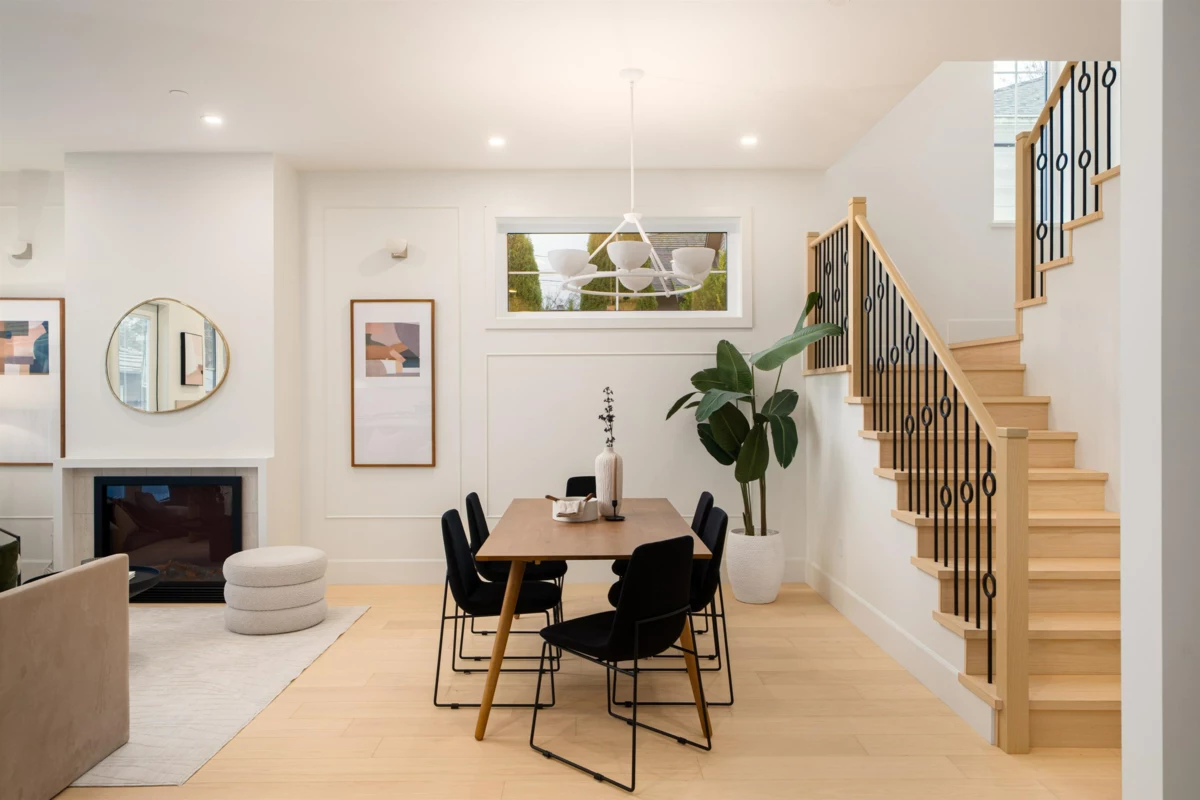 Breakfast Nook Photo of 2 745 Skeena Street, Vancouver, BC