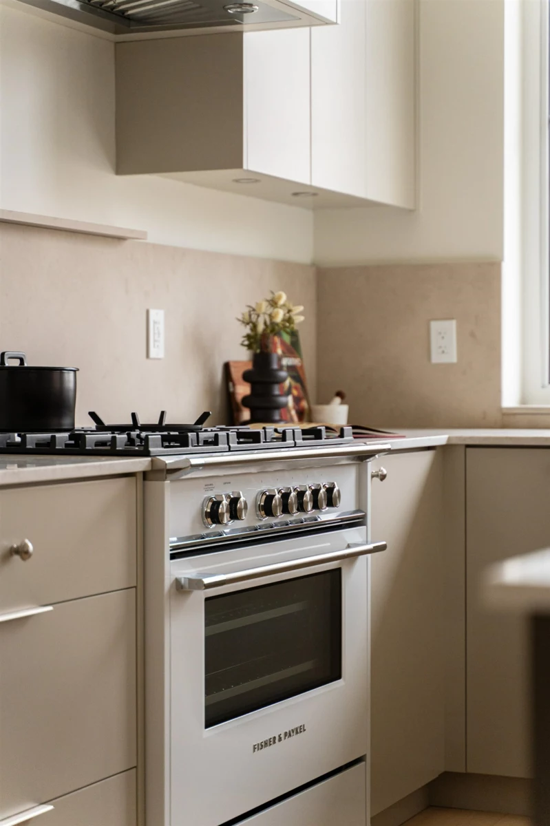 Office / Den Photo of 2 745 Skeena Street, Vancouver, BC