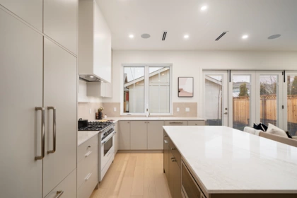 Guest Bathroom Photo of 2 745 Skeena Street, Vancouver, BC
