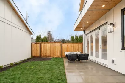 Hot Tub / Spa Photo of 2 745 Skeena Street, Vancouver, BC