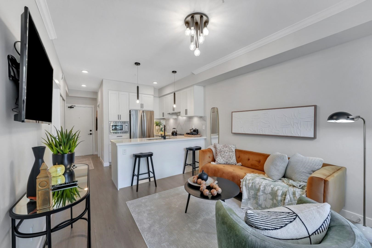 Basement Recreation Room Photo of 313 12143 223 Street, Maple Ridge, BC