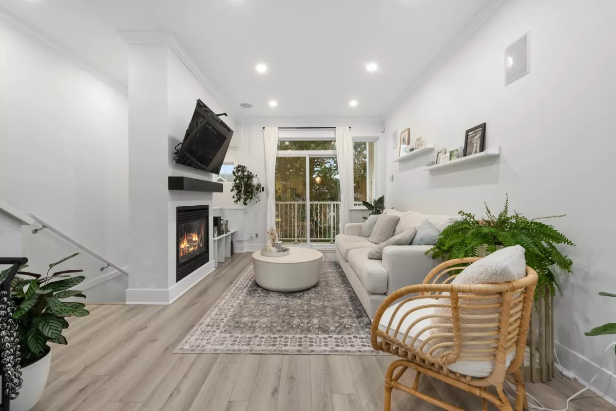 Bedroom 2 Photo of 24 6300 London Road, Richmond, BC