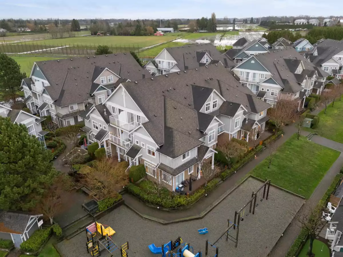 Staircase Photo of 24 6300 London Road, Richmond, BC