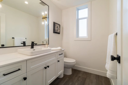 Hallway Photo of 7 35810 Mckee Road, Abbotsford, BC