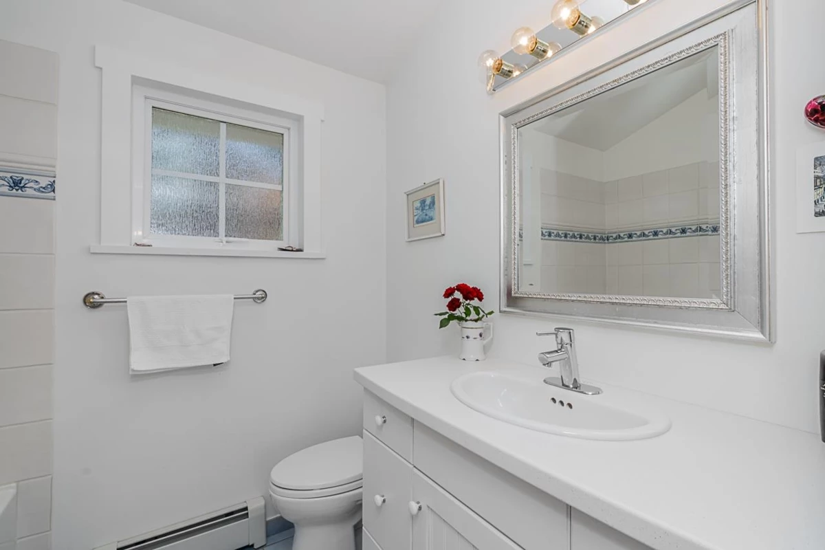 Office / Den Photo of 6245 Nelson Avenue, West Vancouver, BC
