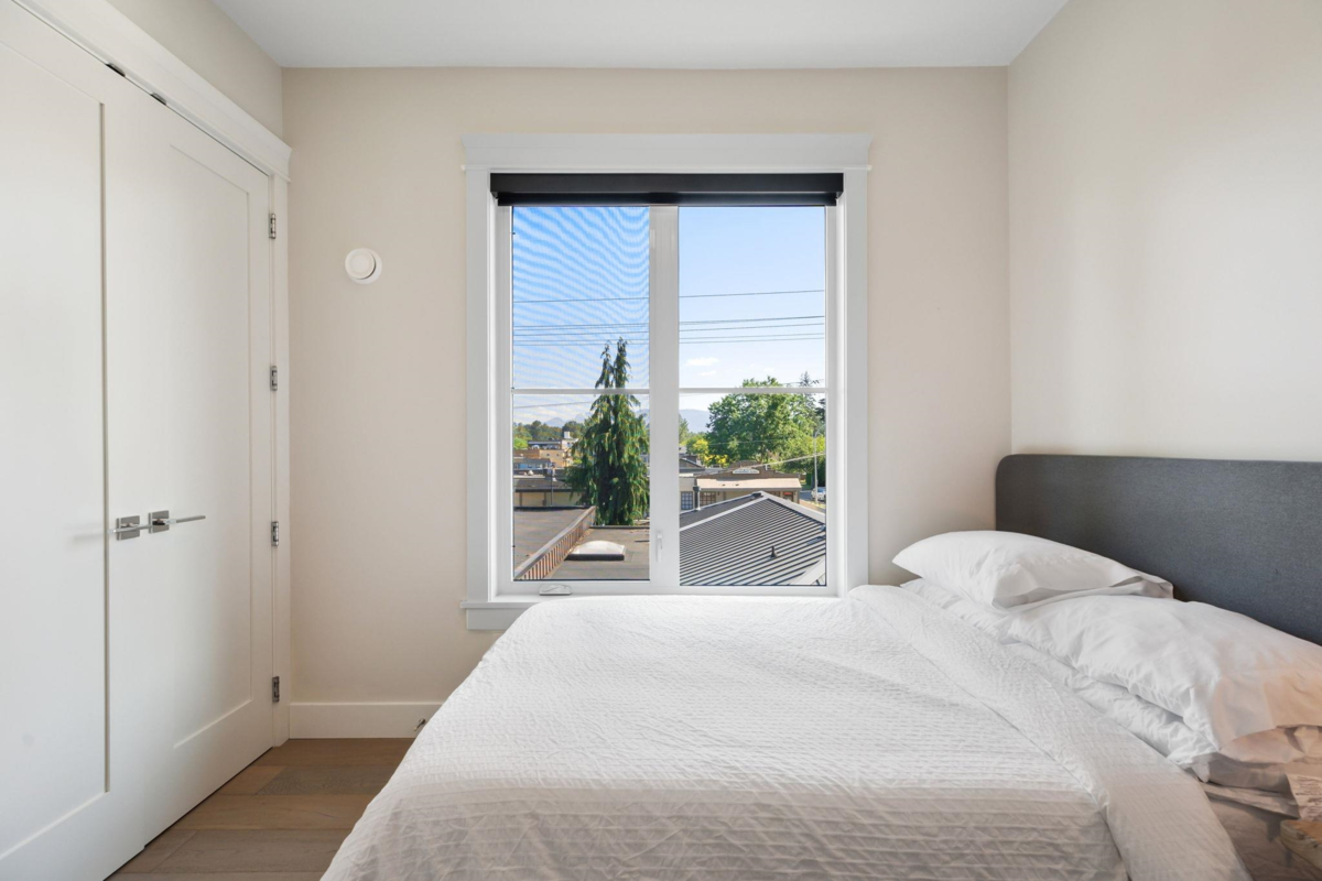 Entry Foyer Photo of 206 23189 Francis Avenue, Langley, BC
