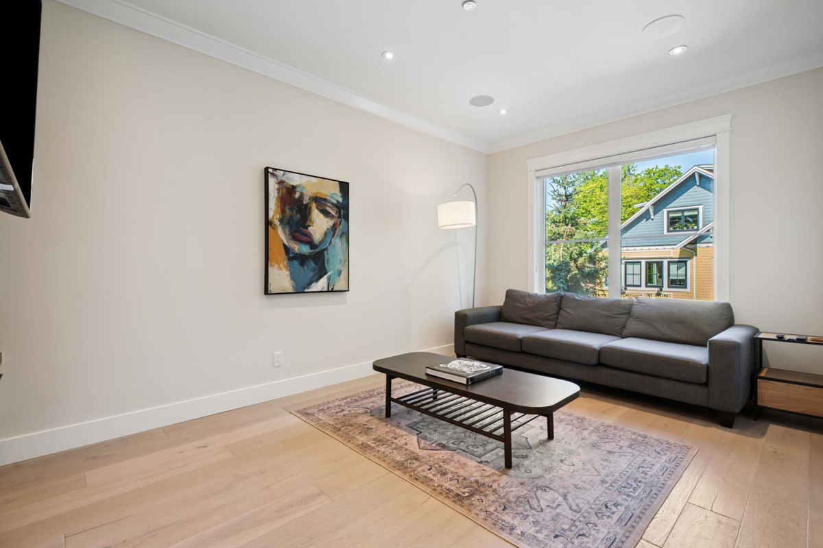 Guest Bathroom Photo of 206 23189 Francis Avenue, Langley, BC
