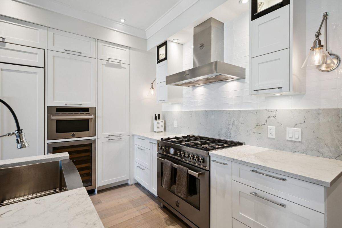 Kitchen Island Photo of 206 23189 Francis Avenue, Langley, BC