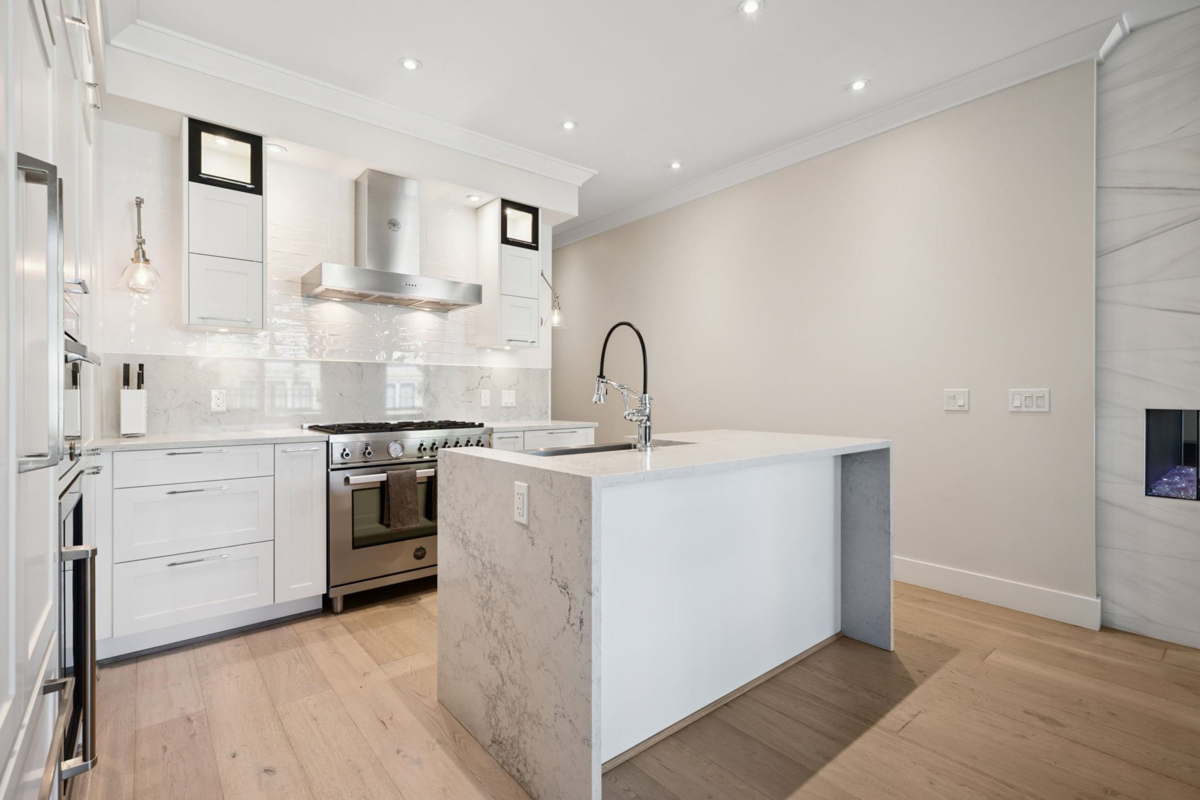 Living Room Photo of 206 23189 Francis Avenue, Langley, BC
