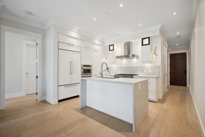206 23189 Francis Avenue, Langley, BC