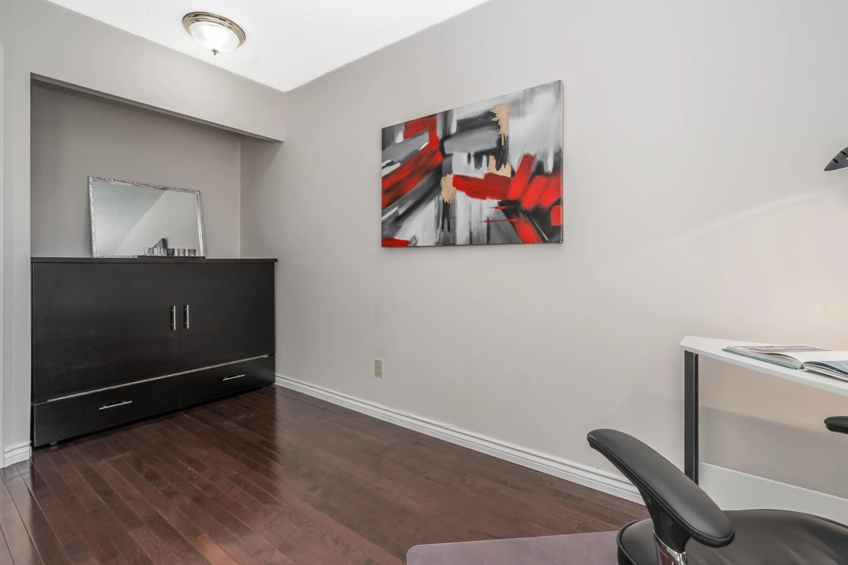 Office / Den Photo of 2 14223 18a Avenue, Surrey, BC