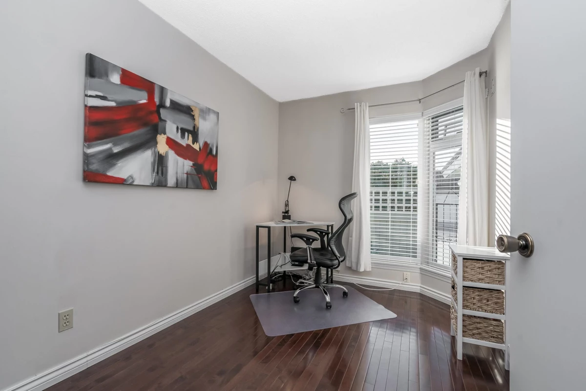 Powder Room Photo of 2 14223 18a Avenue, Surrey, BC