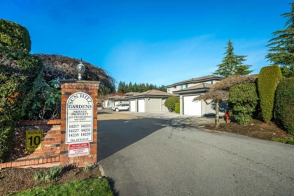 Outdoor Deck Photo of 2 14223 18a Avenue, Surrey, BC