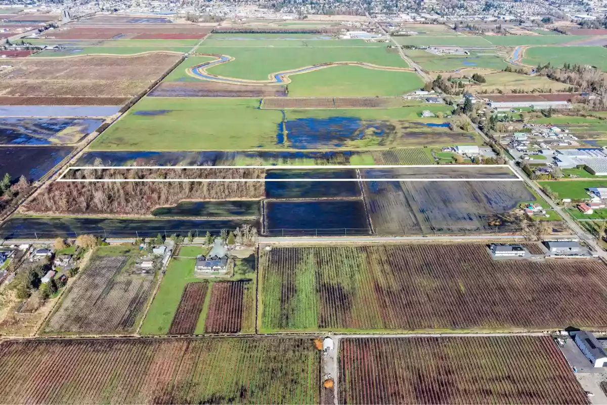 Dining Area Photo of 4115 184 Street, Surrey, BC