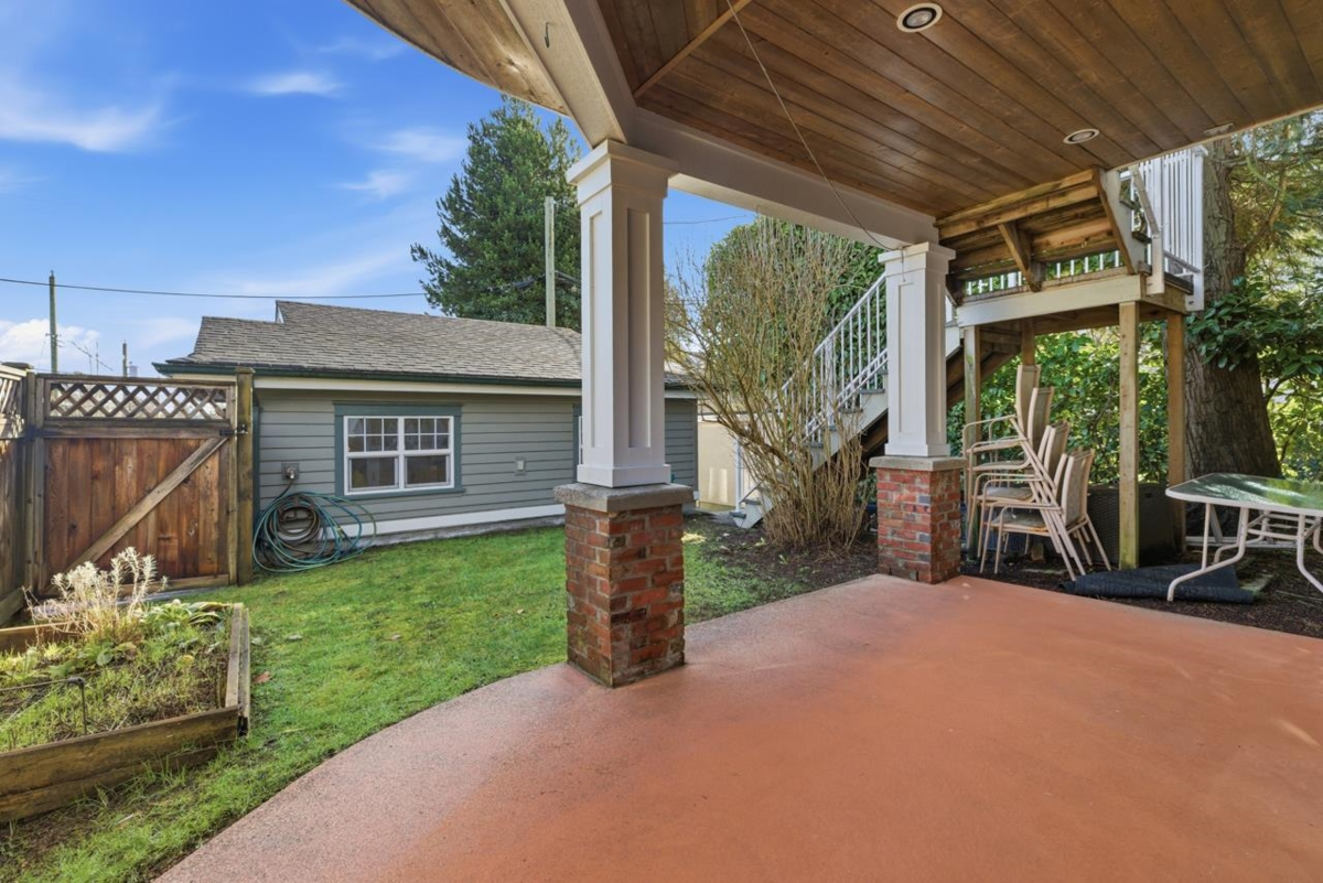 Hot Tub / Spa Photo of 3662 Oak Street, Vancouver, BC