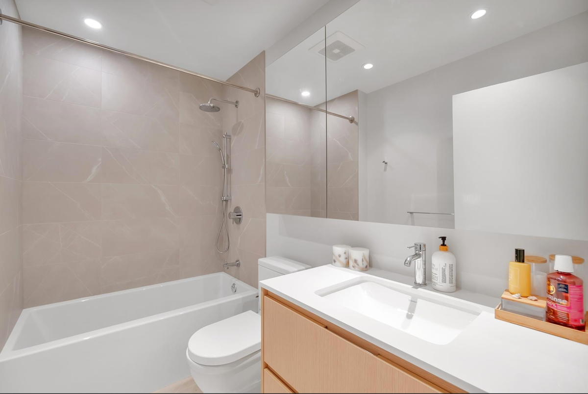 Bedroom 4 Photo of 107 1500 Fern Street, North Vancouver, BC