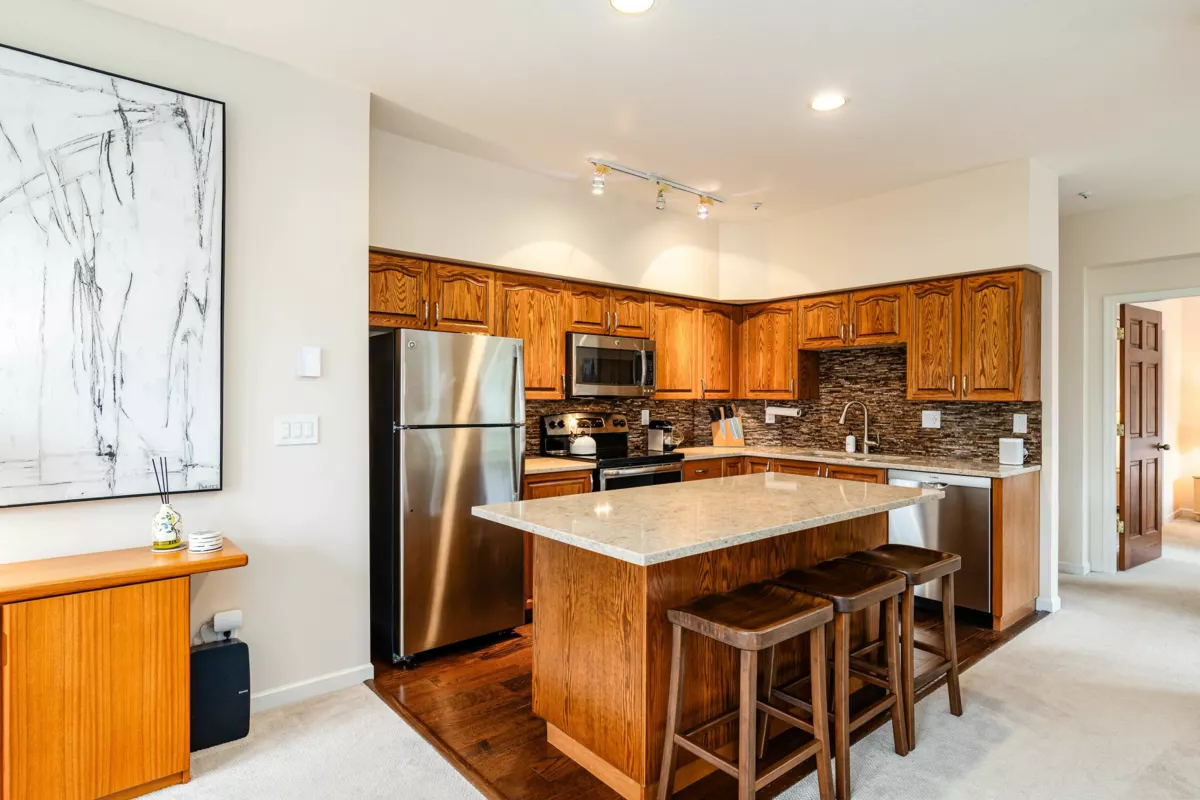 Walk-In Closet Photo of 101 3201 Blueberry Drive, Whistler, BC
