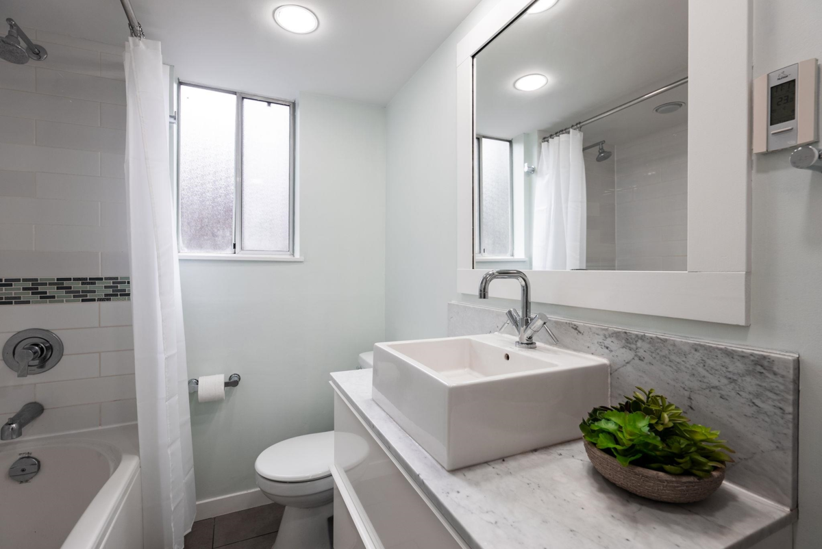 Backyard Photo of 2103 W Keith Road, North Vancouver, BC