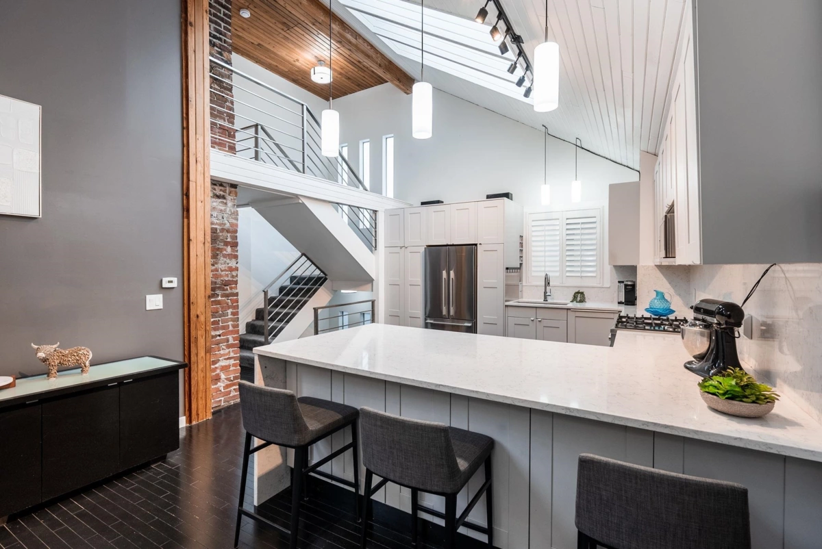 Breakfast Nook Photo of 2103 W Keith Road, North Vancouver, BC