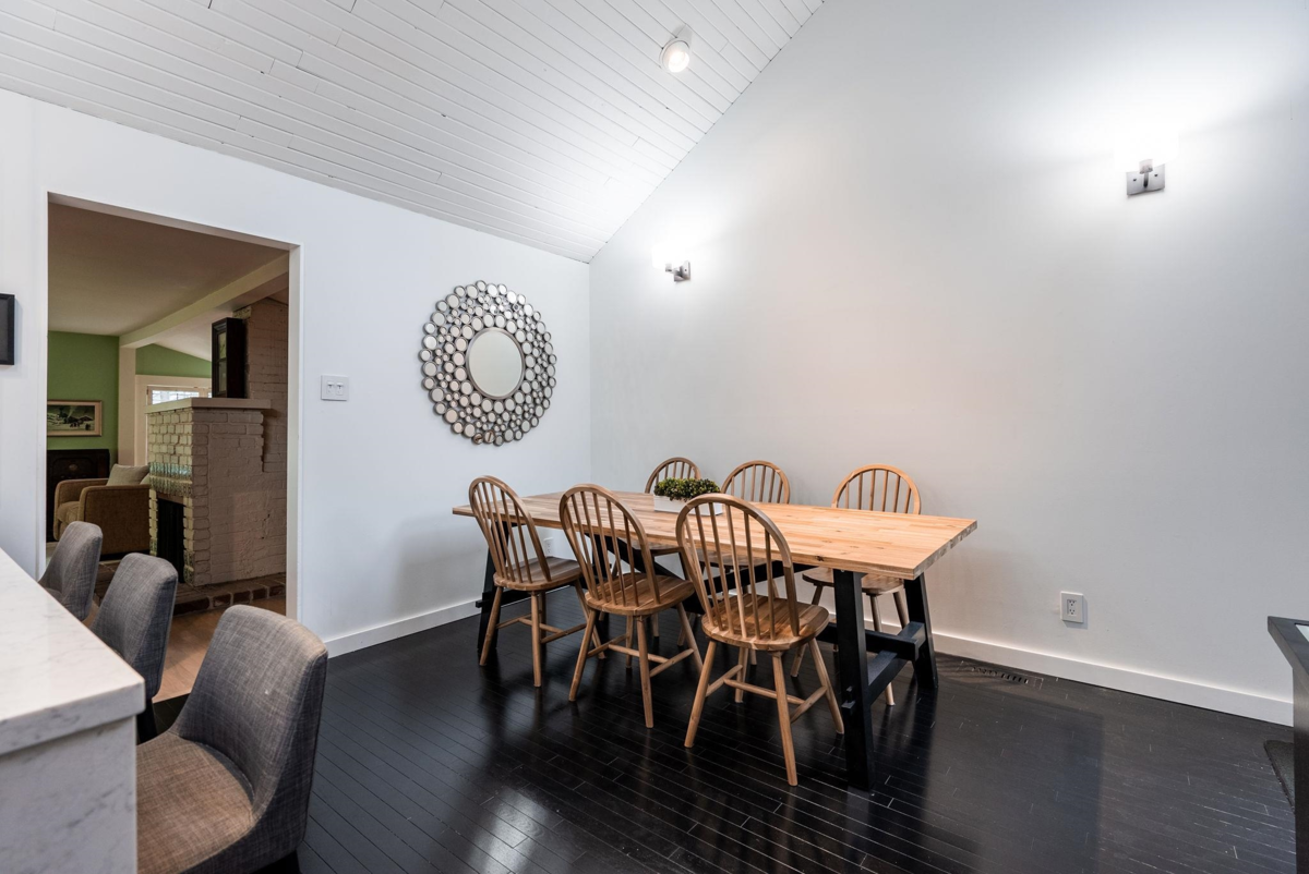 Powder Room Photo of 2103 W Keith Road, North Vancouver, BC