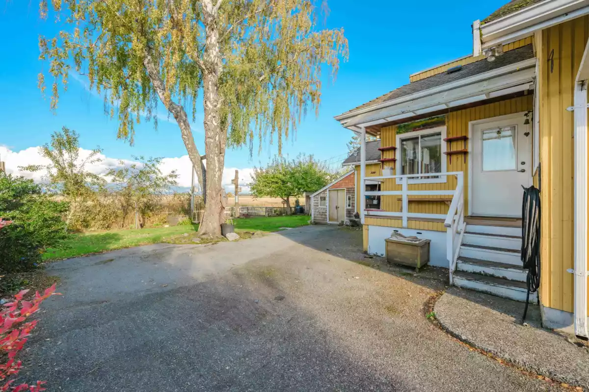 Backyard Photo of 5855 Crescent Drive, Delta, BC