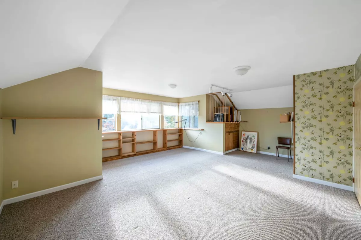 Basement Recreation Room Photo of 5855 Crescent Drive, Delta, BC