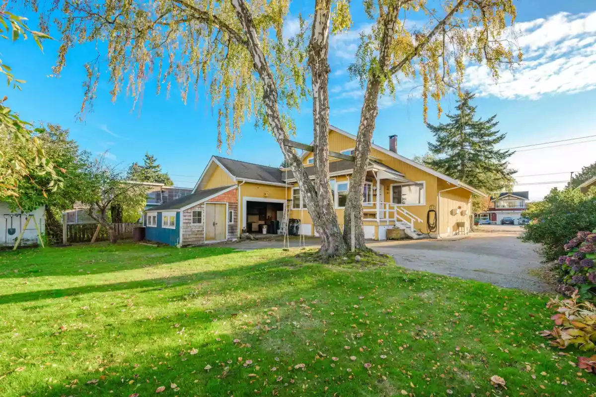 Neighborhood Park Photo Near 5855 Crescent Drive, Delta, BC