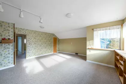 Laundry Room Photo of 5855 Crescent Drive, Delta, BC