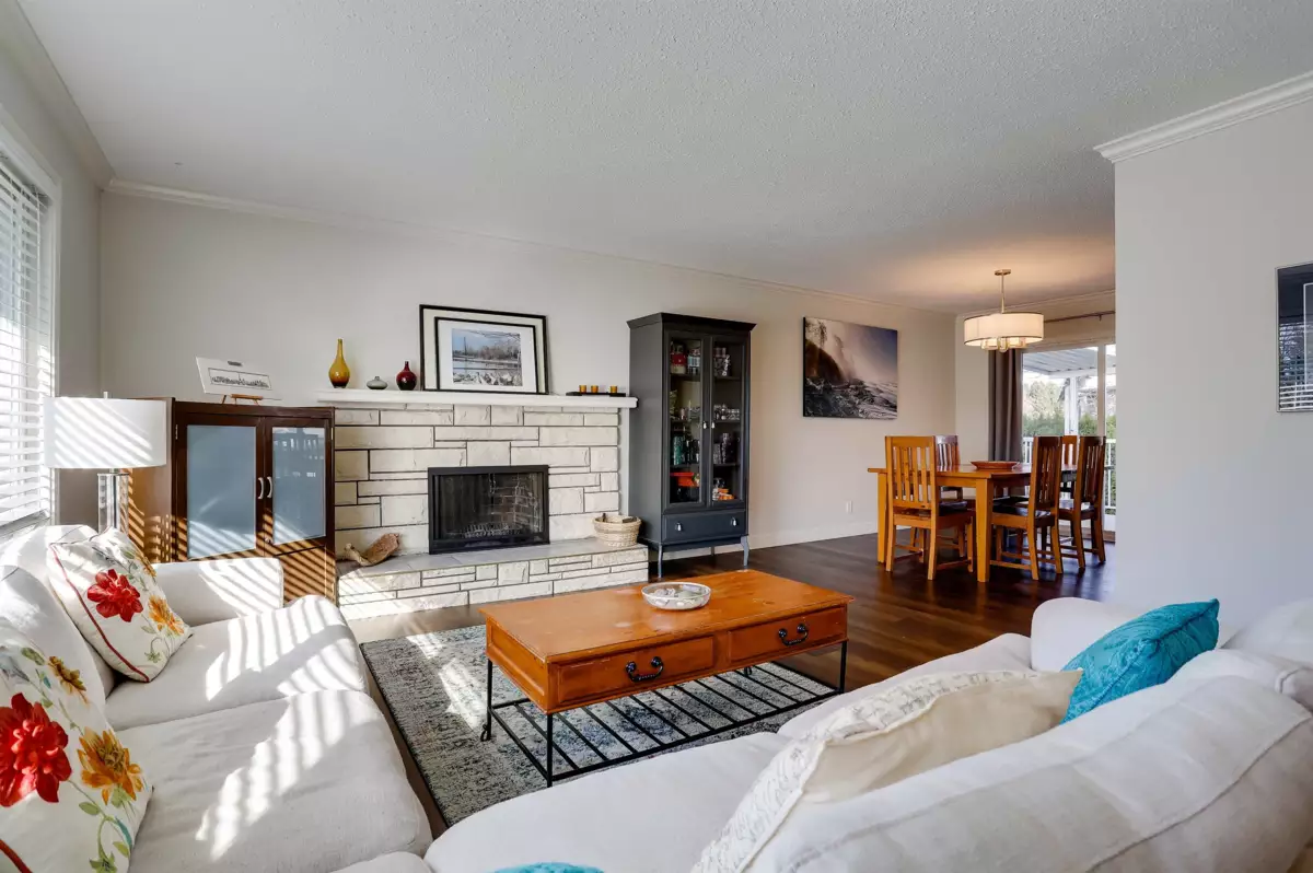 Dining Area Photo of 8271 Rosehill Drive, Richmond, BC