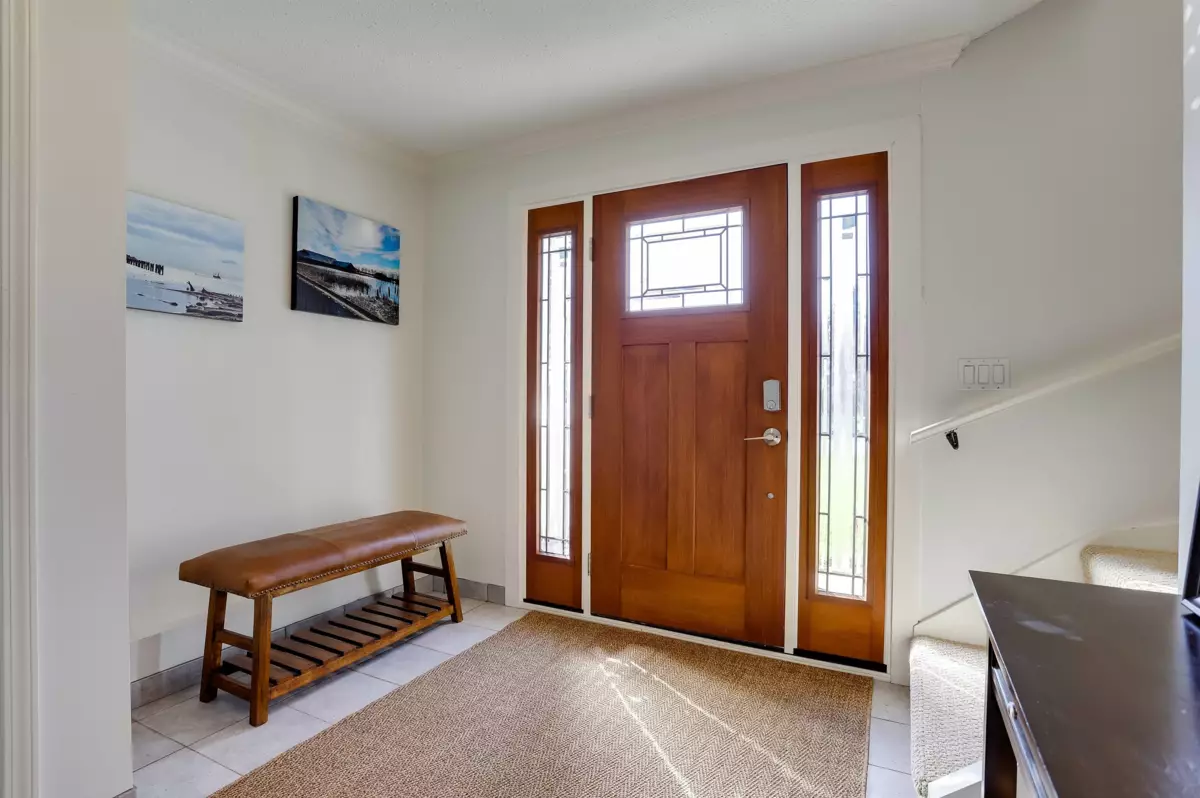 Family Room Photo of 8271 Rosehill Drive, Richmond, BC