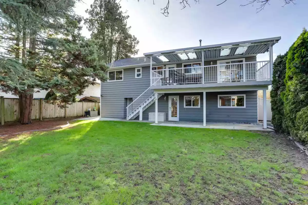 Garden / Landscaping Photo of 8271 Rosehill Drive, Richmond, BC