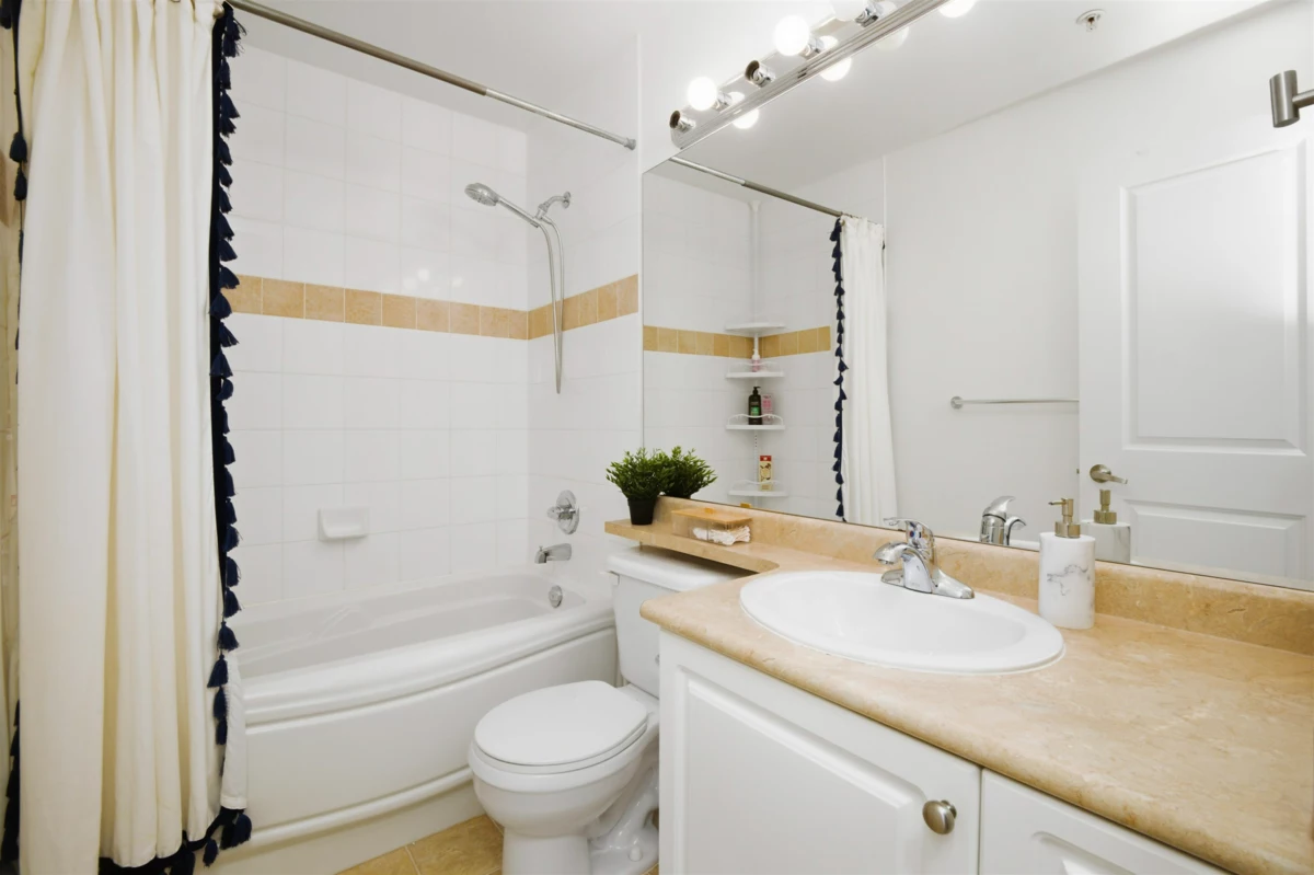Laundry Room Photo of 10 730 Farrow Street, Coquitlam, BC