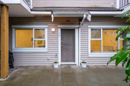10 730 Farrow Street, Coquitlam, BC