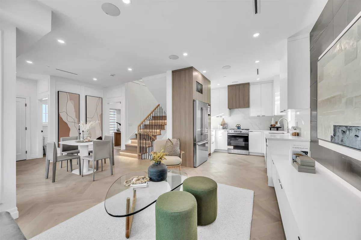 Kitchen Island Photo of 2153 E 20th Avenue, Vancouver, BC
