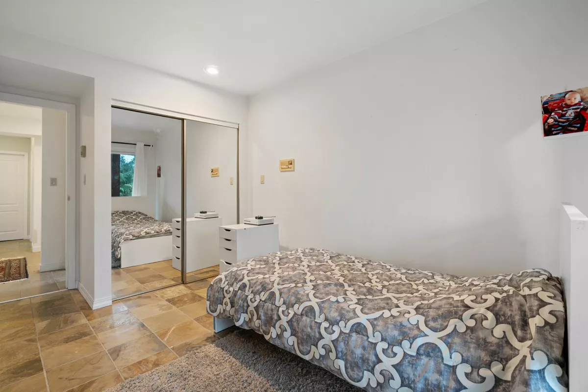 Mudroom Photo of 5625 Eagle Court, North Vancouver, BC