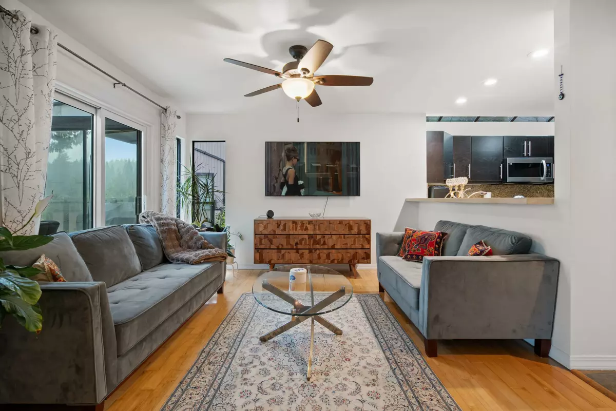 Primary Bedroom Photo of 5625 Eagle Court, North Vancouver, BC