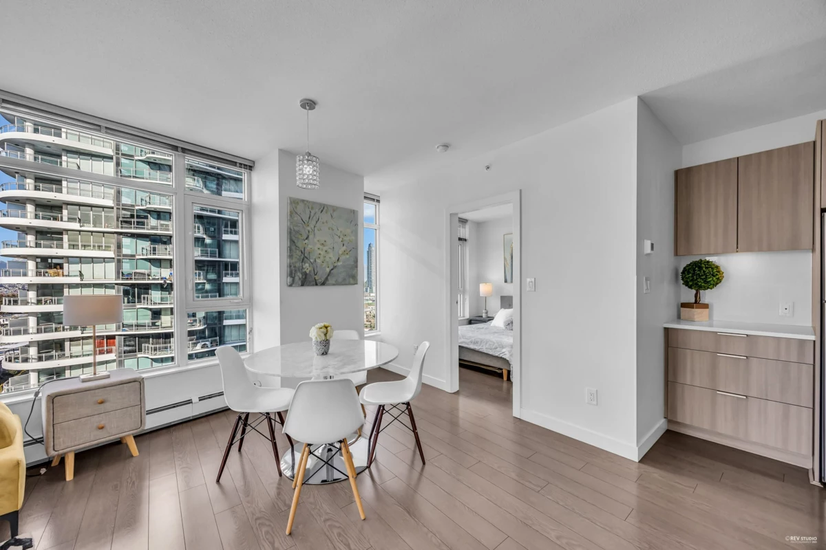 Laundry Room Photo of 1103 13308 Central Avenue, Surrey, BC
