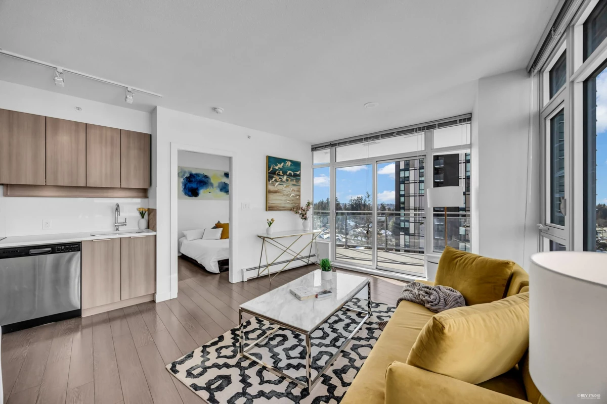 Mudroom Photo of 1103 13308 Central Avenue, Surrey, BC