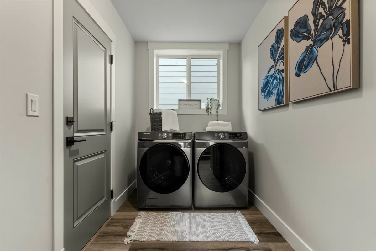 Guest Bathroom Photo of 113 46211 Promontory Road, Chilliwack, BC