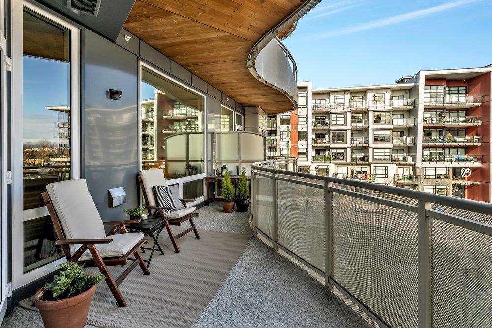 Dining Area Photo of 301 20416 Park Avenue, Langley, BC