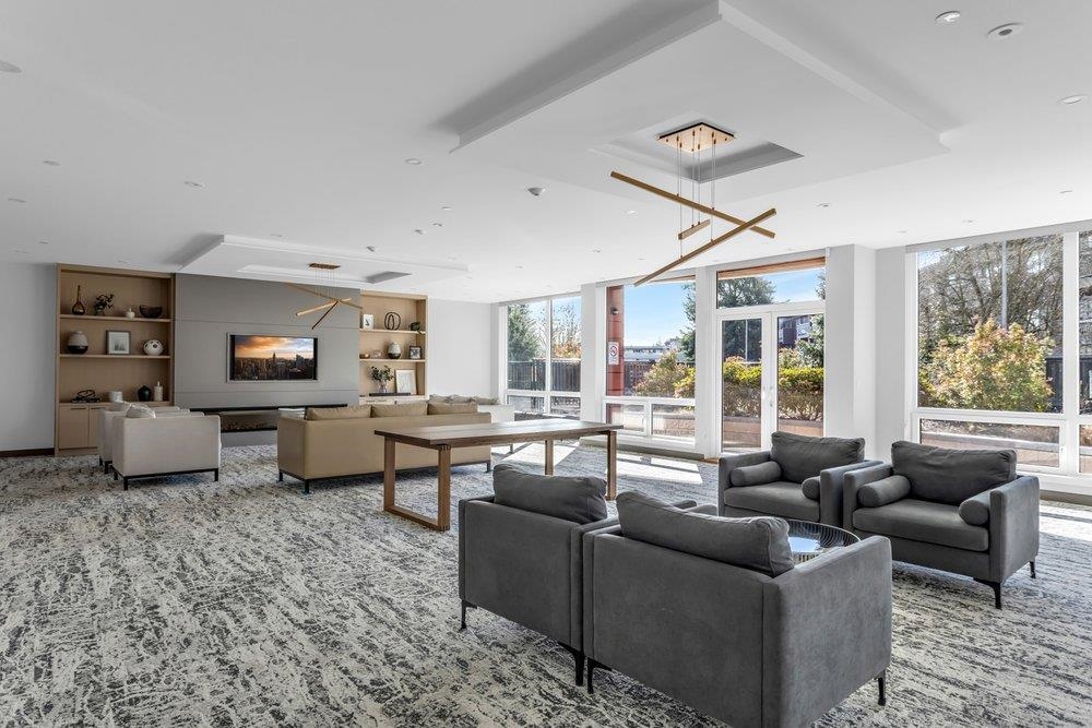 Guest Bathroom Photo of 301 20416 Park Avenue, Langley, BC