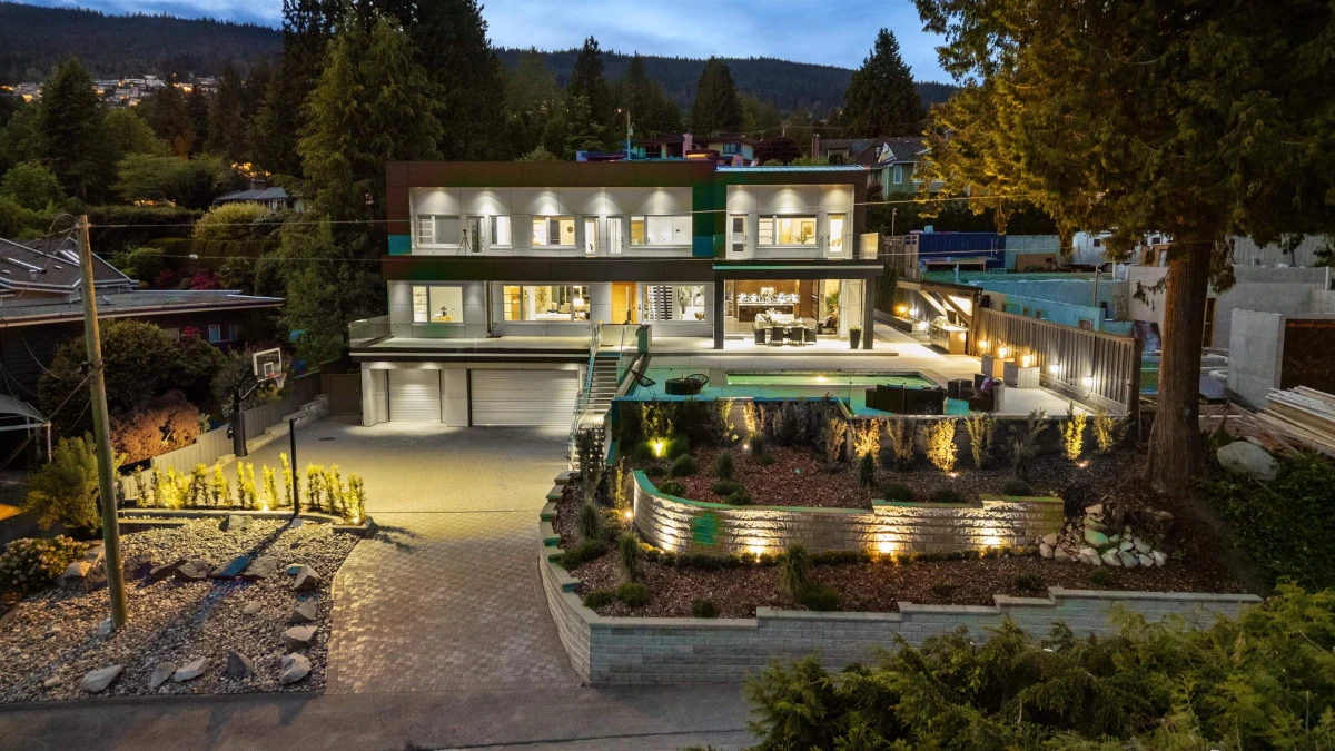 Exterior Front Photo of 1265 Queens Avenue, West Vancouver, BC